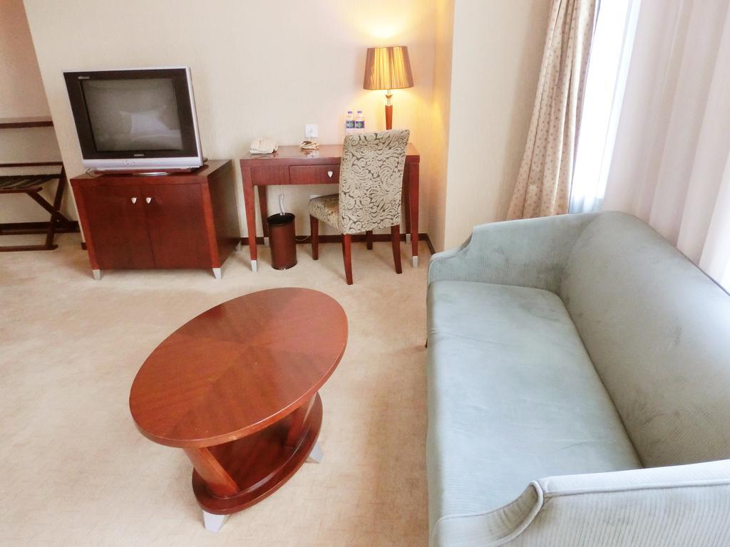 Ramada Shanghai Wujiaochang Chambre photo