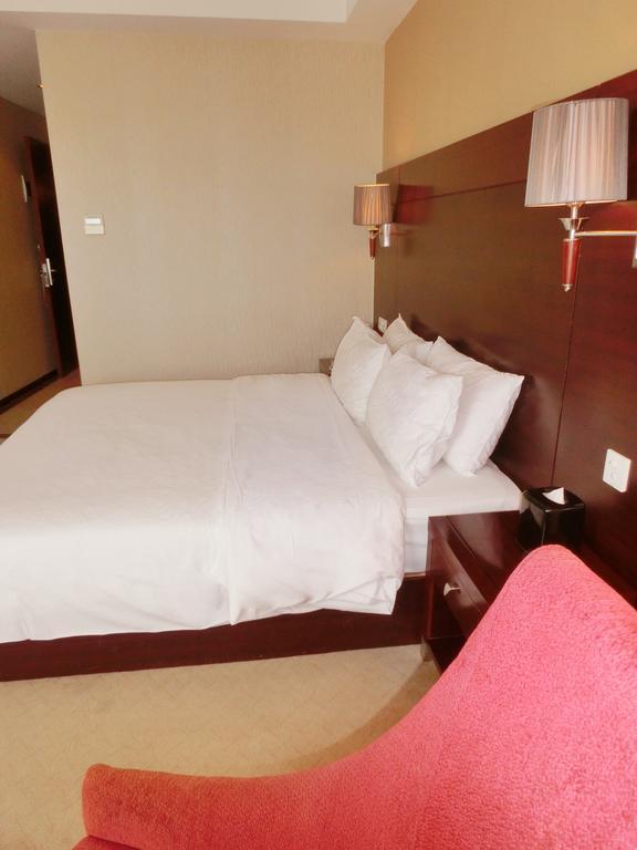 Ramada Shanghai Wujiaochang Chambre photo
